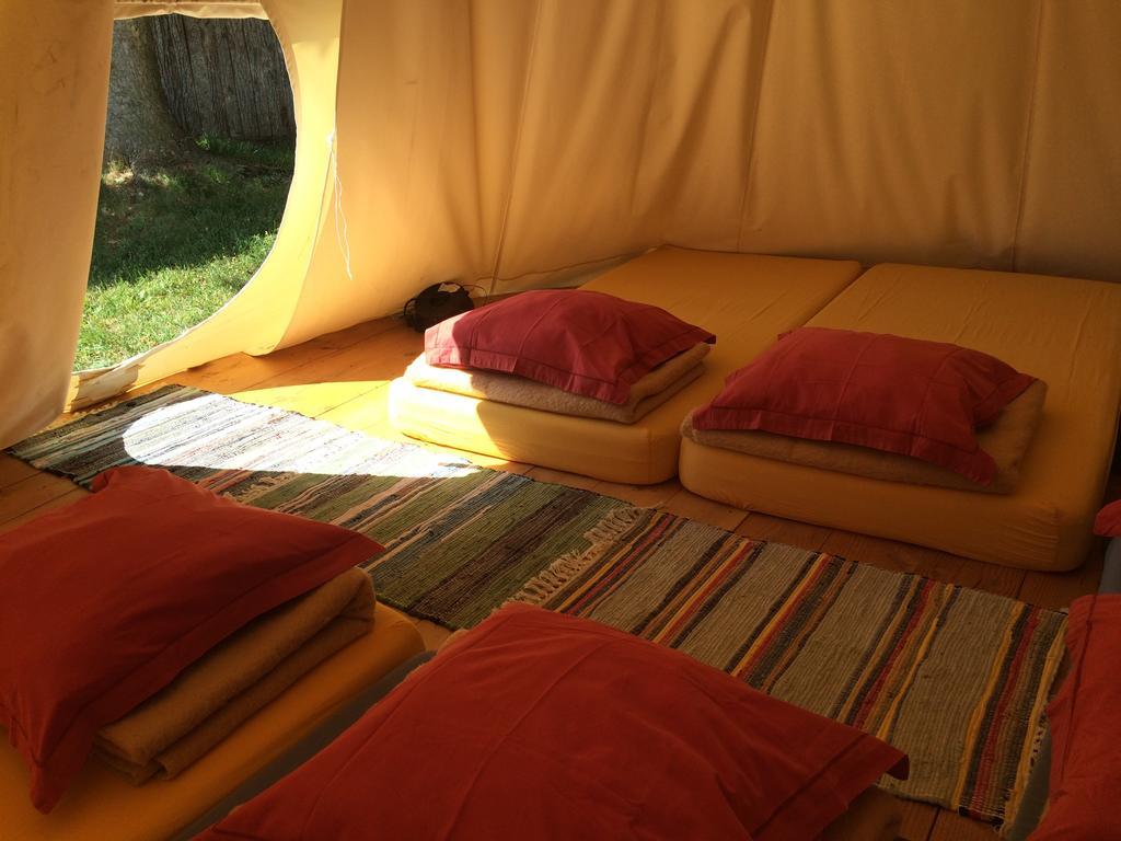 Weekend En Provence Bed and Breakfast Comps  Δωμάτιο φωτογραφία